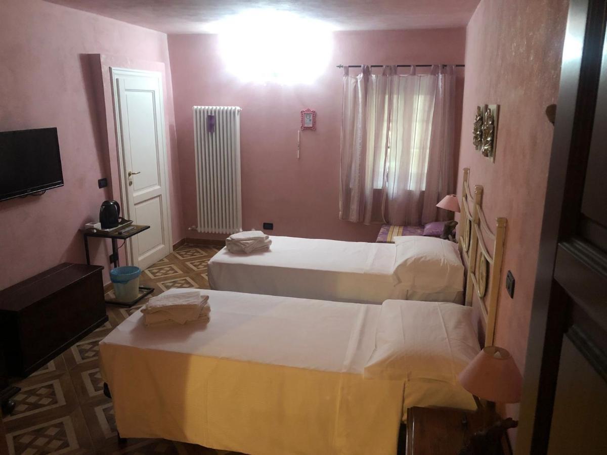Hotel Gredo Antica Dimora à Villafranca in Lunigiana Extérieur photo